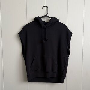 Uniqlo Black Sleeveless Hoodie